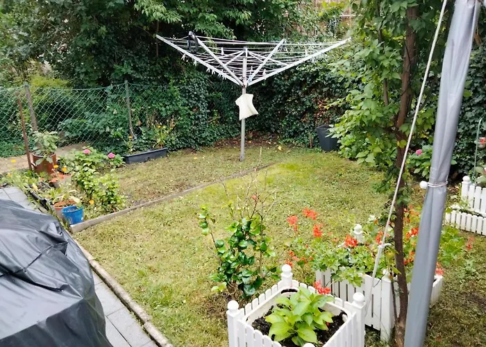 Ferienwohnung Neheim Mit Dennis Und Alexander Alexander Mit Klimaanlage