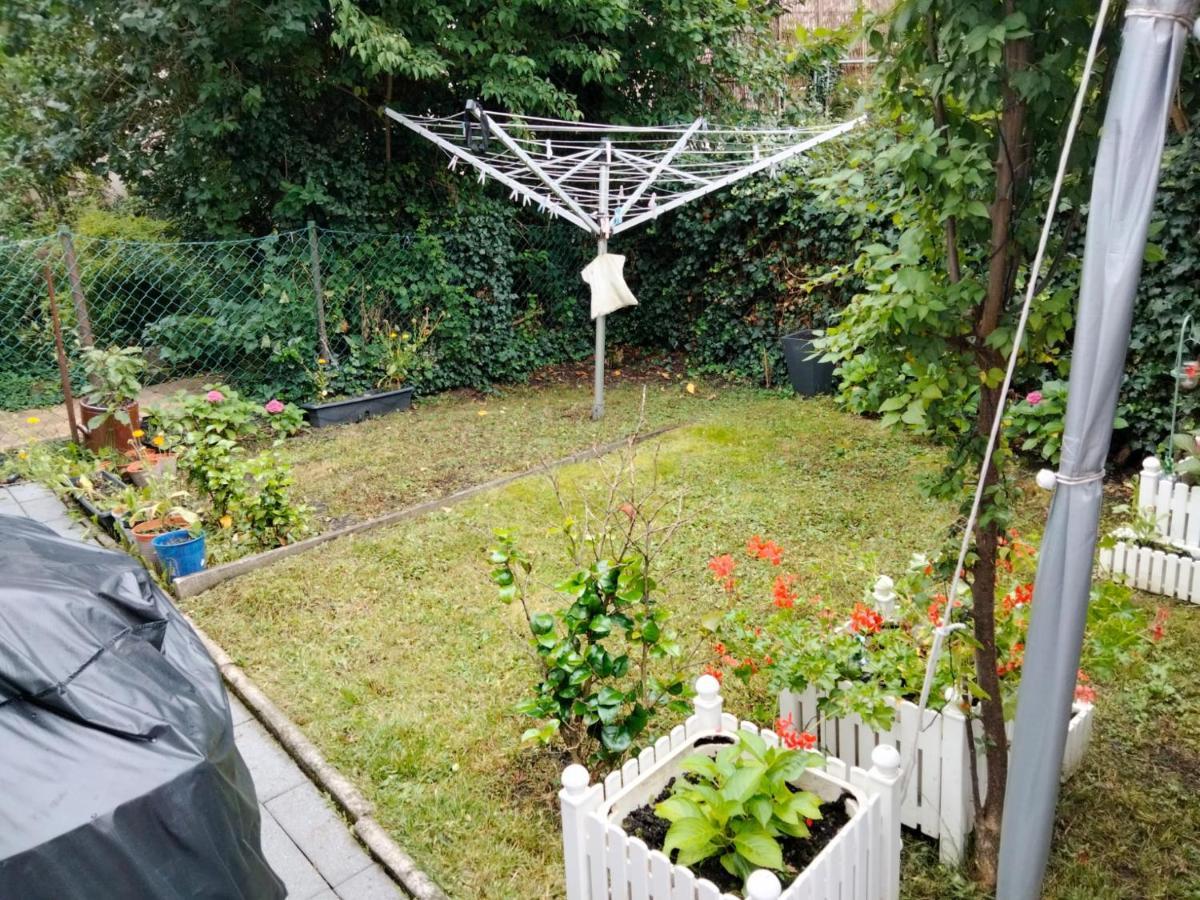Apartamento Mit Dennis Und Alexander Alexander Mit Klimaanlage